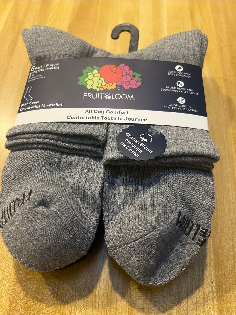 #3265**Fruit of the Loom Men’s Grey Mid-Crew Socks – 6-Pack